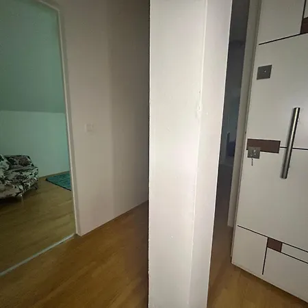 Gemuetliche In *